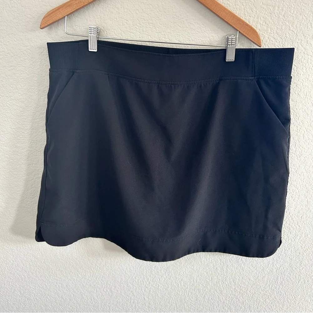 Black Tennis Skirt Bundle - Picture 2 of 9